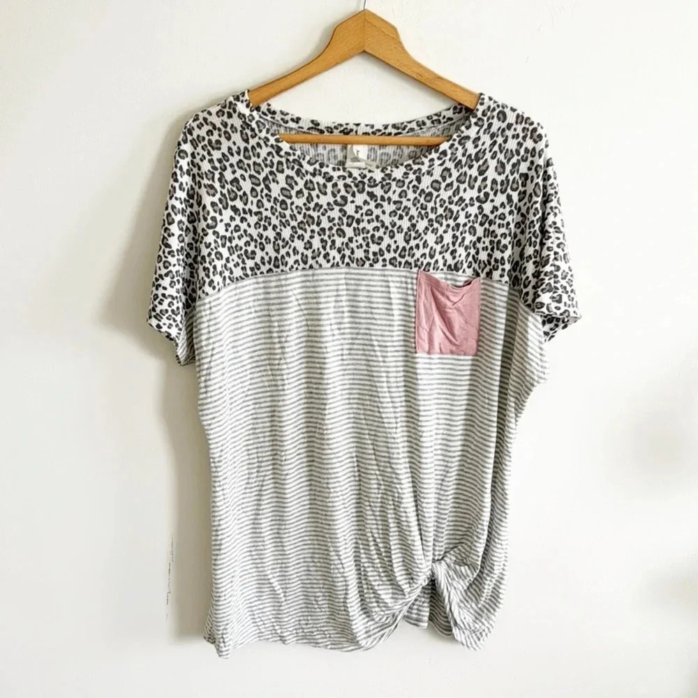 Boutique Now N forever cheetah print stripped short sleeve top size Large